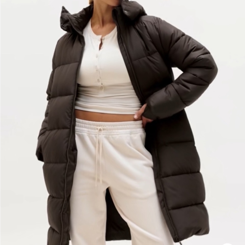 NWT Athleta Stratus Puffer Parka in Espresso size large